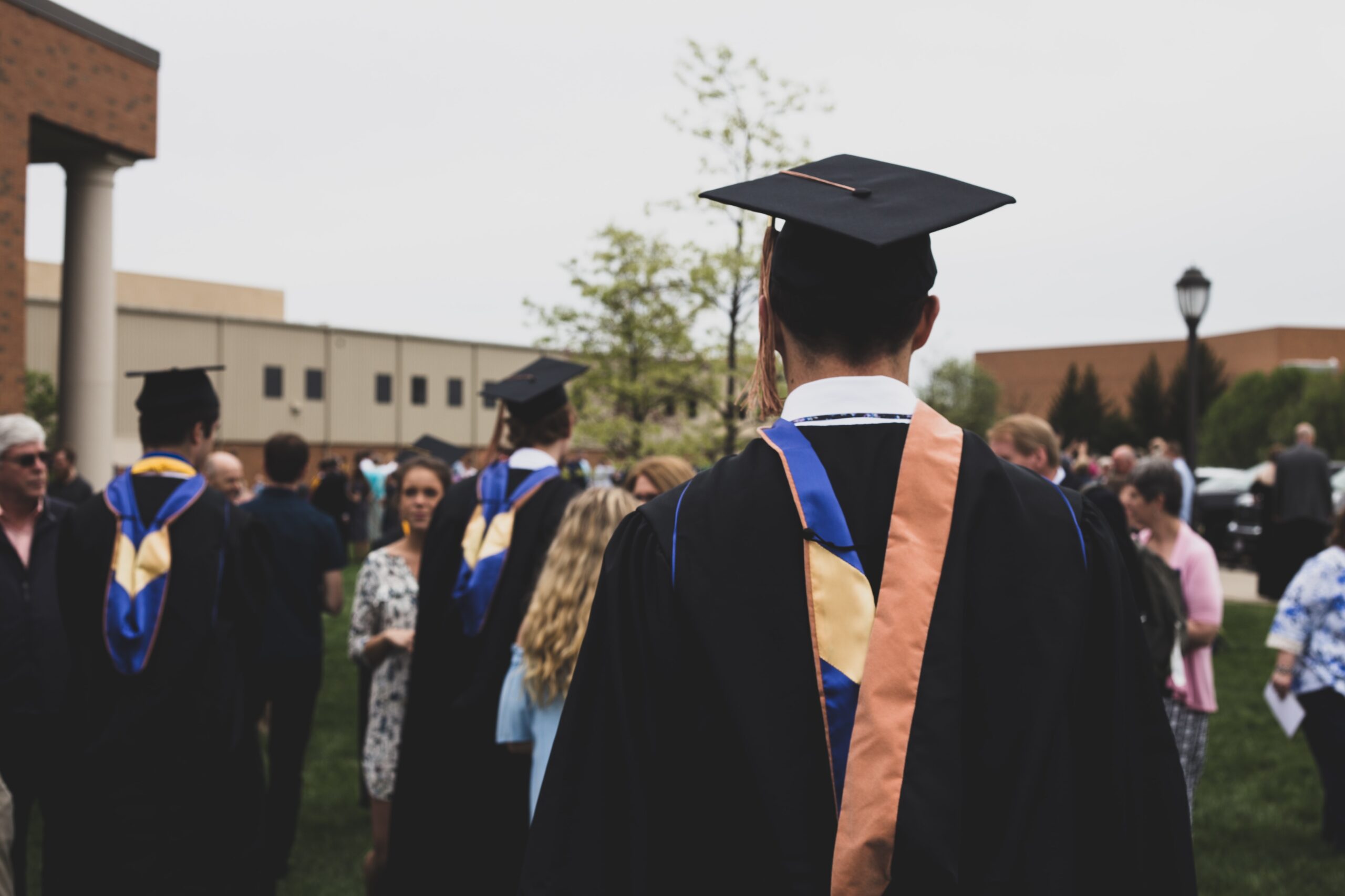 Read more about the article Get Access to Over $1 Billion College Scholarships